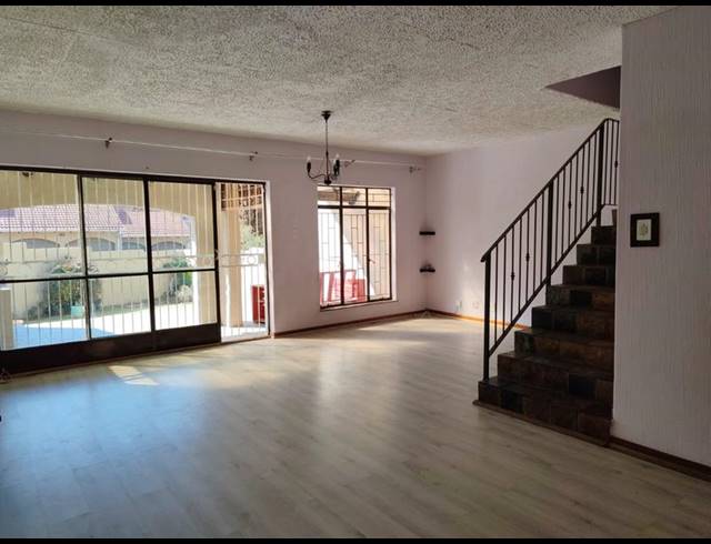 3 BEDROOM TOWNHOUSE FOR SALE IN ELARDUSPARK